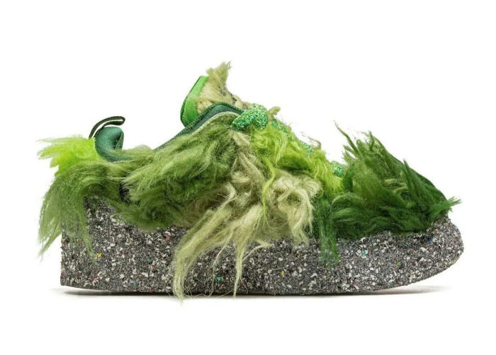 Something The Grinch Would Sport When He’s Robbing All Your Christmas Gifts