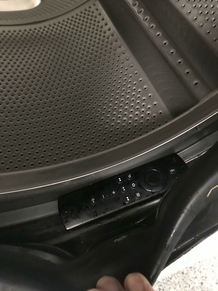 Found This In The Washing Machine In My Building