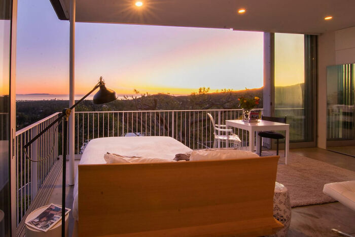 &ldquo;Tenant From Hell&rdquo; Hijacks Airbnb Luxury Rental For 540 Days, Homeowner Shares Desperation (Updated)