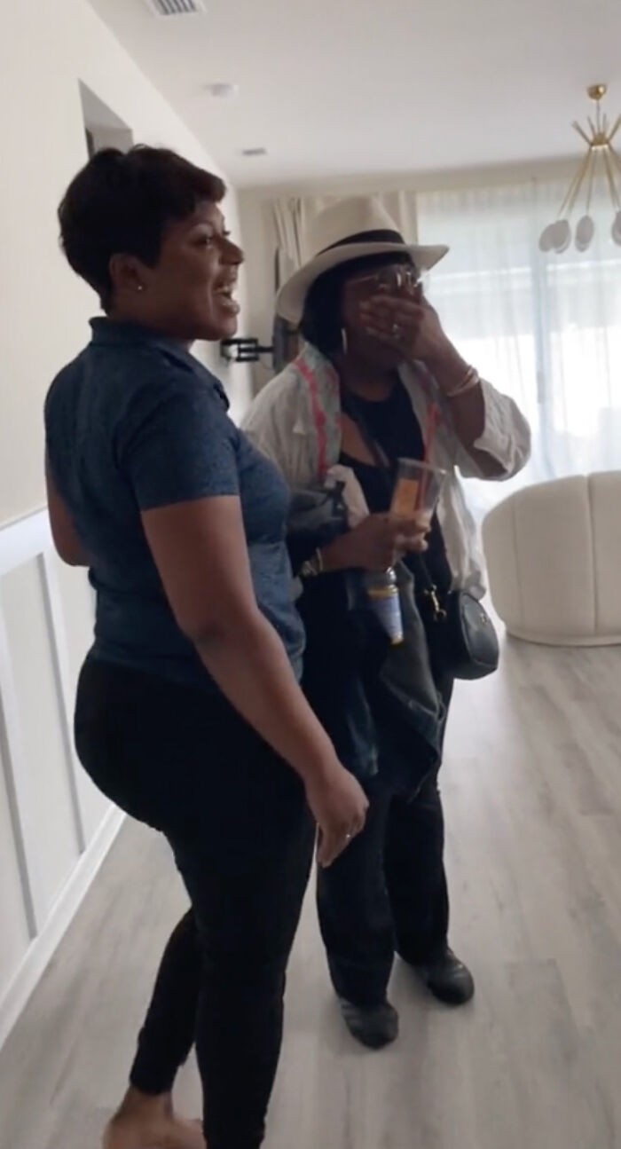 Best Kept Secret: Daughter Was Hiding Her New House For A Year To Surprise Her Mom