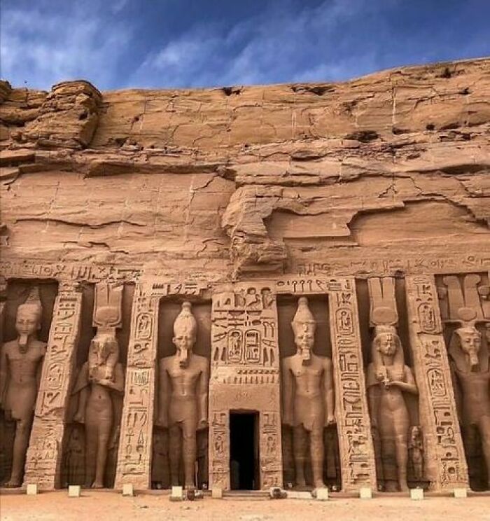 Fascinating-History-Archaeology-People