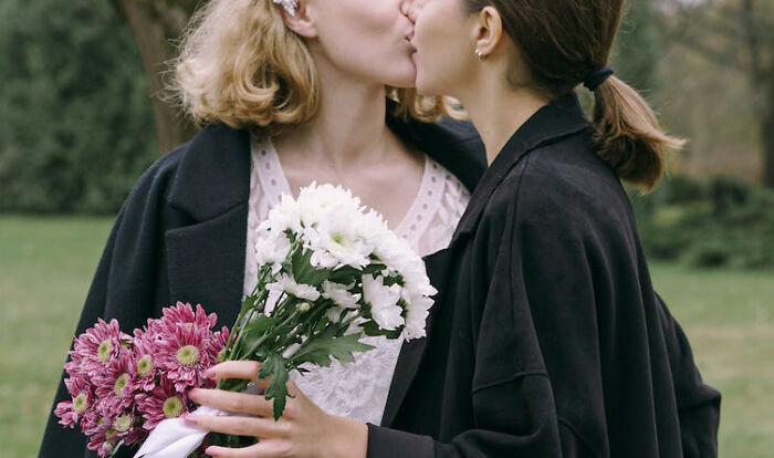 “Groom Was Gay. Bride Was Not”: 30 Of The Wildest Weddings That Event Staff Have Ever Witnessed