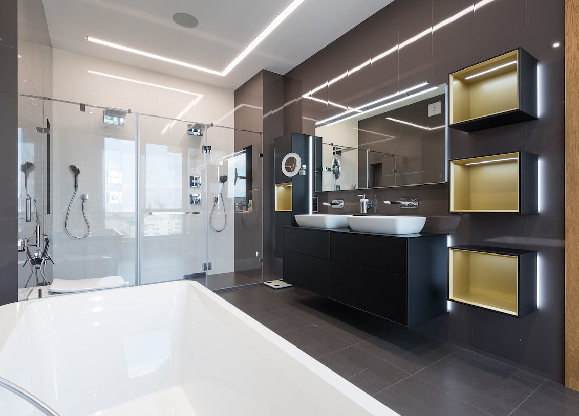 Bathroom with linear lights