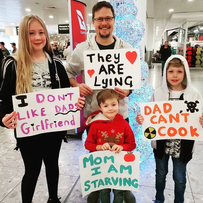 When You Get Welcomed By Your Family At The Airport! Couldn't Help But Laugh