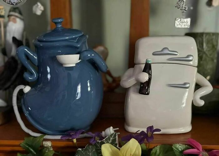 Went To Several Area Thrift Stores With My Sister Today. Found This Set At Vintage Vibes In Chesapeake Va