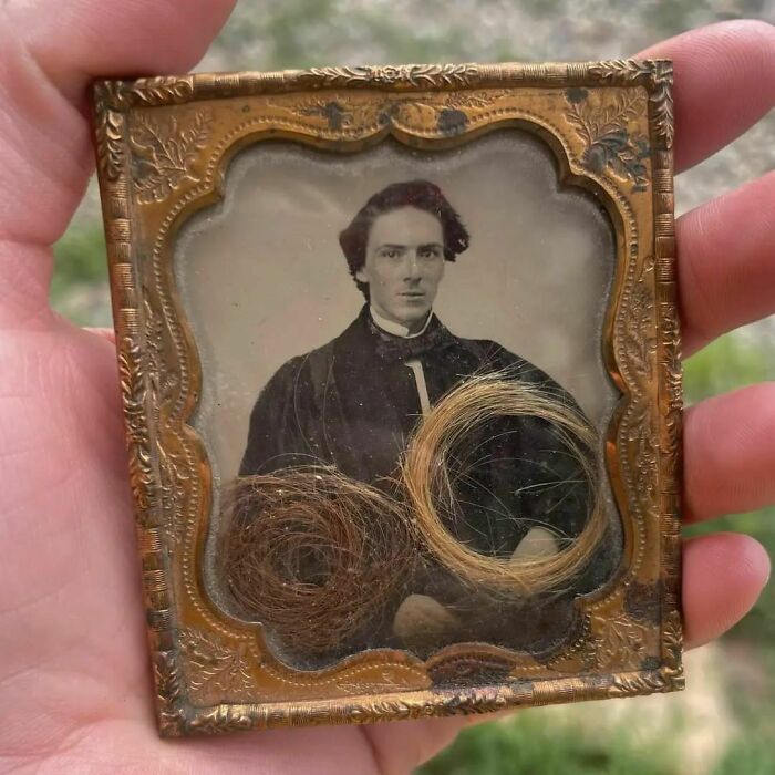 I Collect And Love All Things Spooky, So When I Saw This Memento Mori Behind The Counter Of My Favorite Thrift Shop I Was About Hyperventilating. Best $15 Ever Spent. 