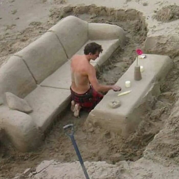 ‘Please Hesitate To Reach Out’: 50 Pics That Are Beyond Bizarre And Ridiculously Confusing