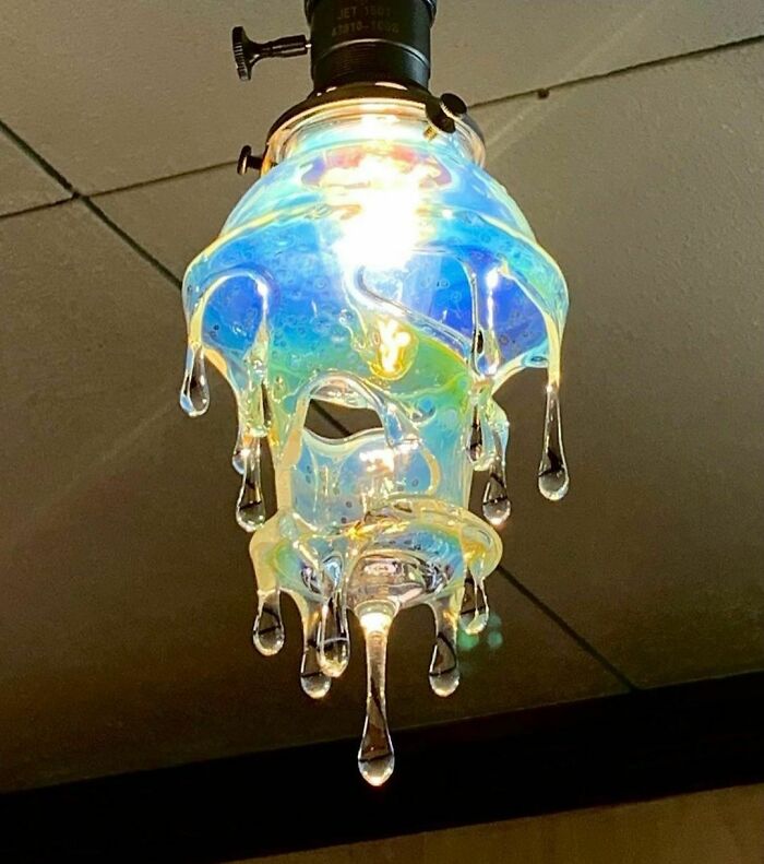 30 Intentional And Accidental Pieces Of Art That People Have Found All Over The World (New Pics)