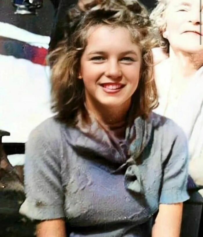 Marilyn Monroe, 1939