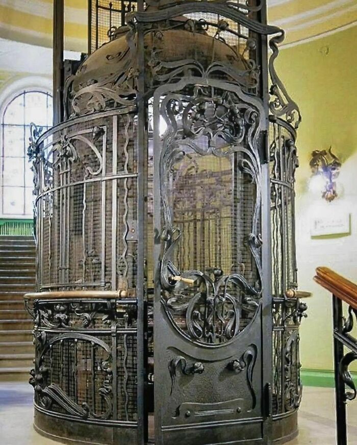 30 Intentional And Accidental Pieces Of Art That People Have Found All Over The World (New Pics)