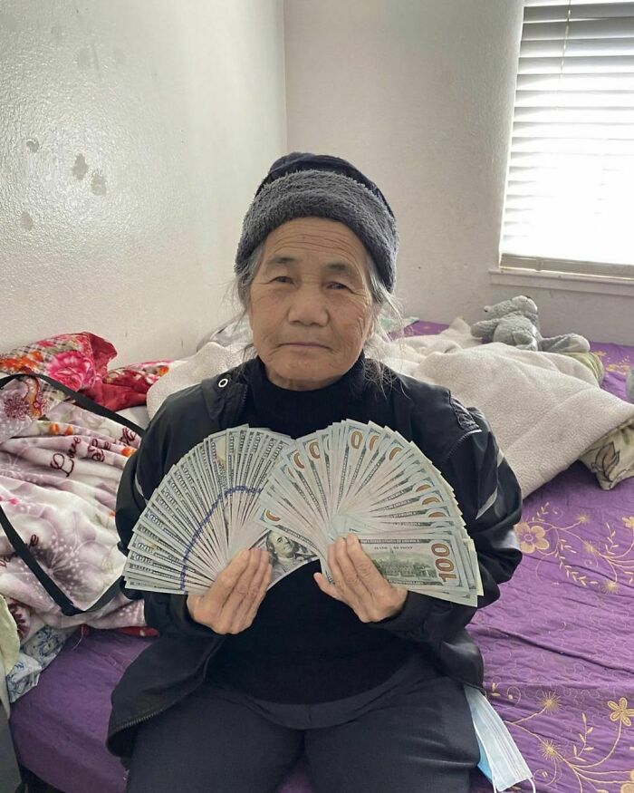 30 Random Images That Are Too Hard To Ignore, As Shared On This Instagram Page