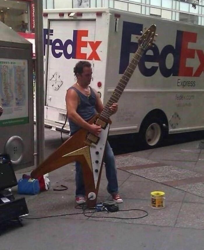 30 Random Images That Are Too Hard To Ignore, As Shared On This Instagram Page