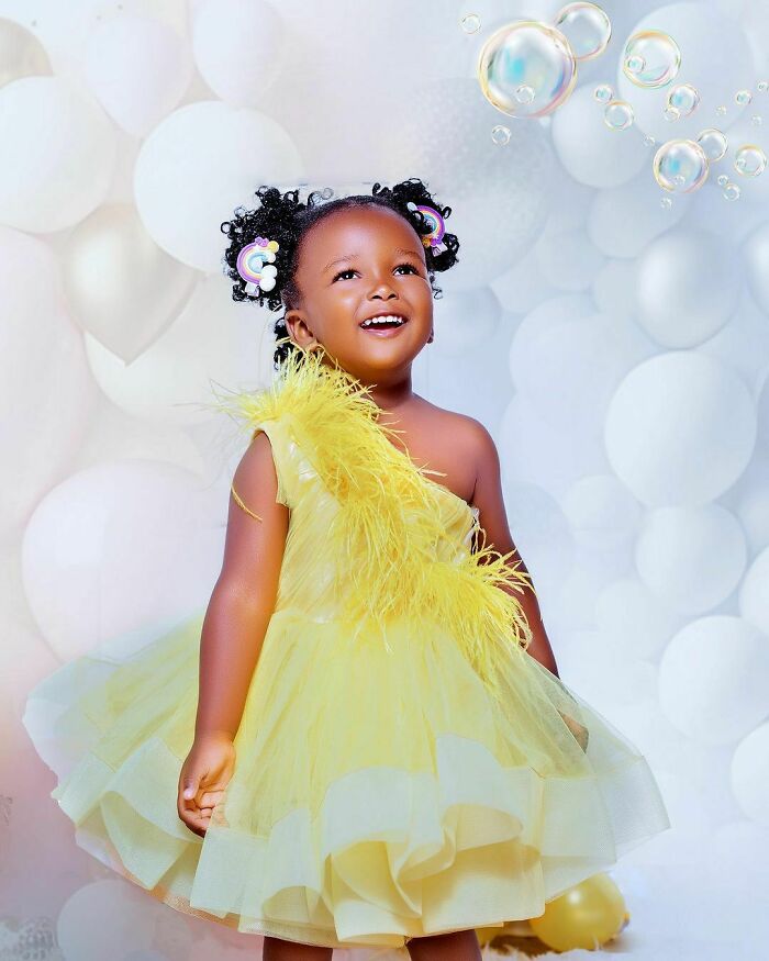 People Online Are Baffled After Mom Boasts About Her 2-Year-Old Being The World’s Youngest CEO People Online Are Baffled After Mom Boasts About Her 2-Year-Old Being The World’s Youngest CEO