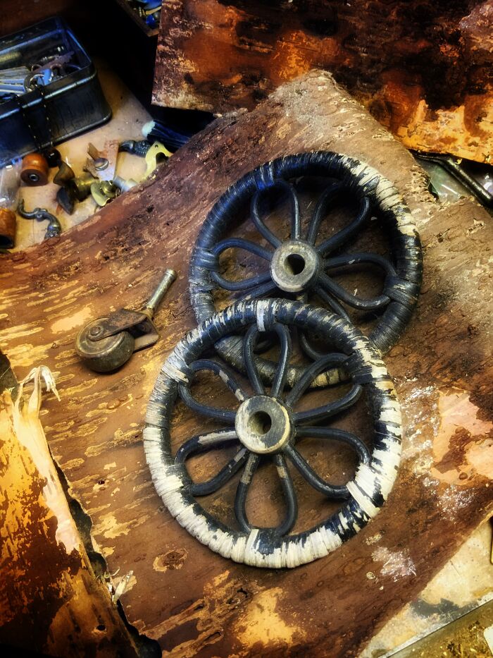 How I Turned A Fake Pumpkin Into A Whimsical Halloween Character (19 Pics)