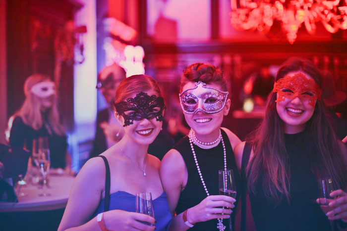 &ldquo;I Don&rsquo;t See Why It Was A Big Deal&rdquo;: Woman Asks If She Was Wrong To Not Follow Hen Party Dress Code