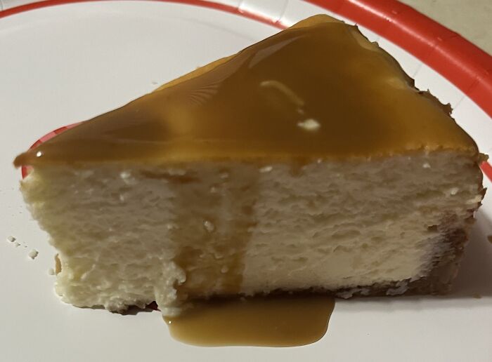 Cheesecake And Caramel Sauce