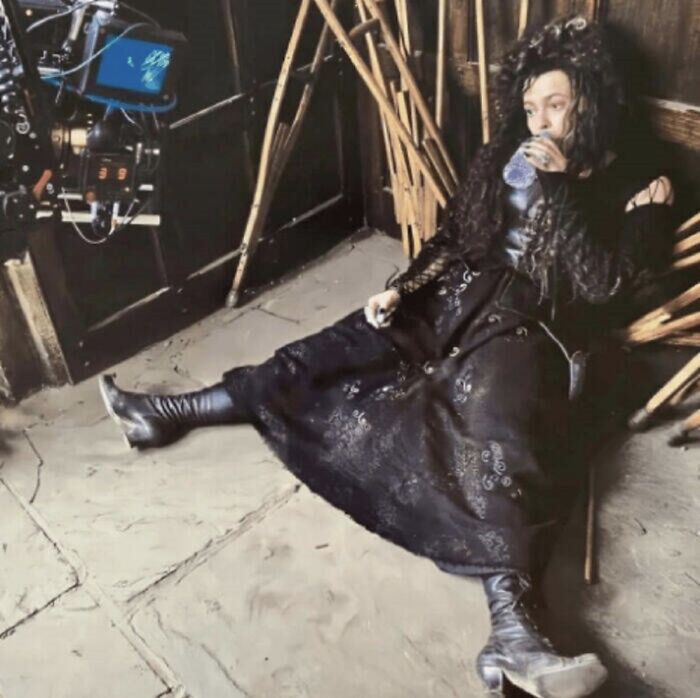 Helena Bonham Carter (Bellatrix Lestrange) On The Set Of Harry Potter