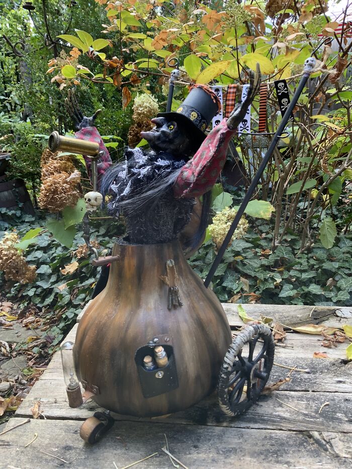 How I Turned A Fake Pumpkin Into A Whimsical Halloween Character (19 Pics)