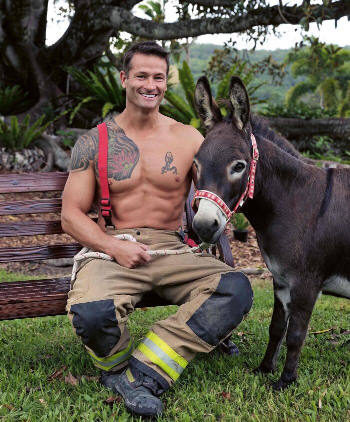 Australian-Firefighters-Charity-Animals-Calendar-2024