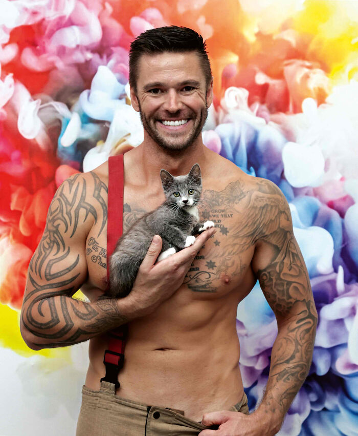 Australian-Firefighters-Charity-Animals-Calendar-2024