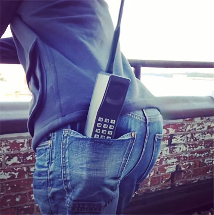 Took Talent To Get One Of Those In Your Pocket ... Anyone Remember Their First Taste Of Celular Mobility? I Helped 'Walk-Out' And Collect Statistics On The Some Of The 'Latest' Mobile Connectivity For Telus, On The West Coast