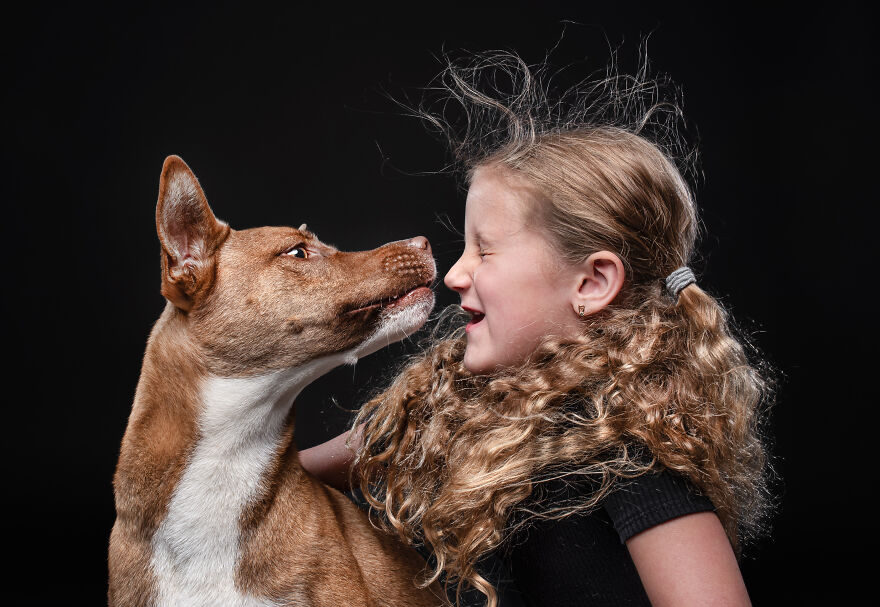 Finalist, Dogs And People: "Ziggy Meets Josslyn" By Kyle Rurak