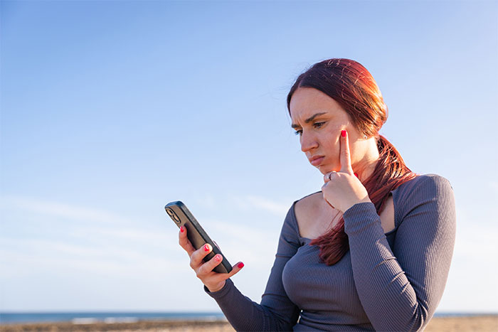 Couple Refuse To Pay $3-4K To Attend Destination Wedding, Bride Goes No-Contact Couple Refuse To Pay $3-4K To Attend Destination Wedding, Bride Goes No-Contact