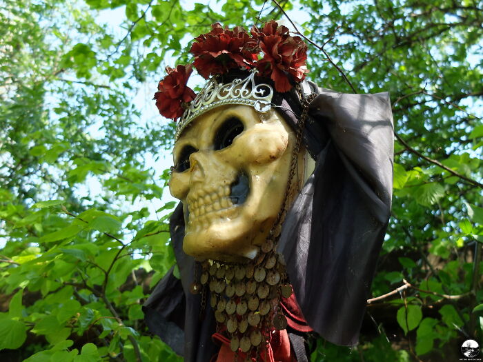 Czech Forest Outsider Crafts Sculptures For 20 Years (9 Pics)