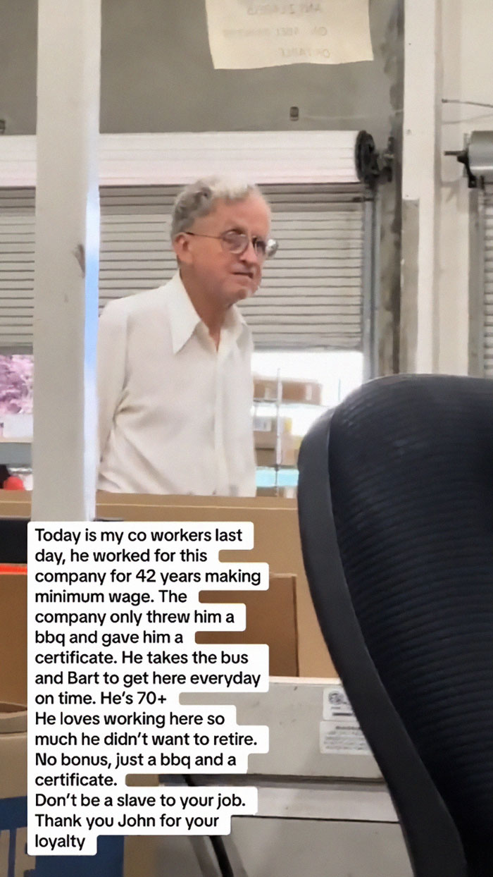 Worker Raises $36,000 For Colleague’s Retirement Fund After He’s Offered A BBQ And Certificate Worker Raises $36,000 For Colleague’s Retirement Fund After He’s Offered A BBQ And Certificate