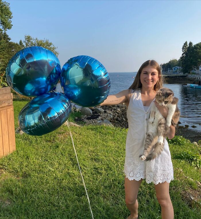 Angela Rafuse Is A Founder Of &lsquo;My Grandfather&rsquo;s Cat Charity&rsquo;, Helping Seniors To Rehome Their Pets