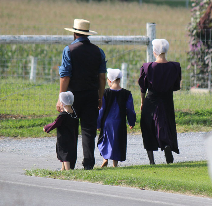 Amish Men Exposed After Their Phones Rang During Emergency Alert Test