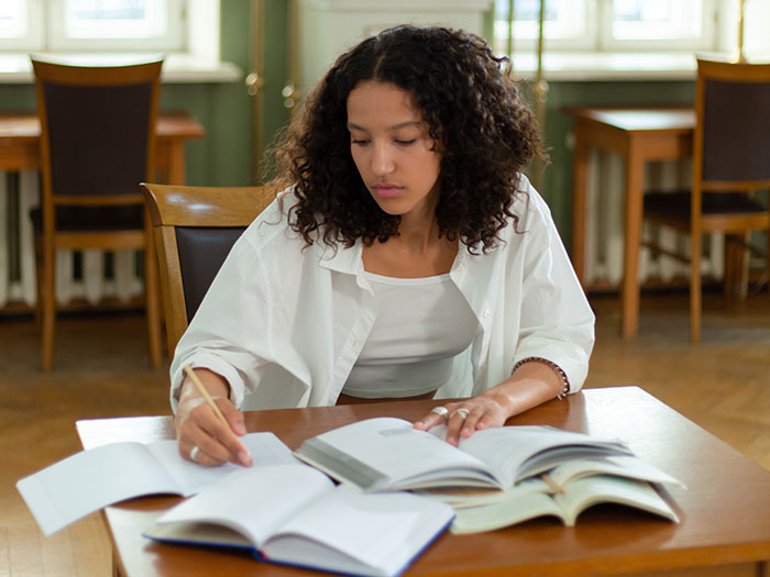 "They Jumped On Me Immediately”: Family Demand Teen Give Up College Spot For Entitled Cousin "They Jumped On Me Immediately”: Family Demand Teen Give Up College Spot For Entitled Cousin