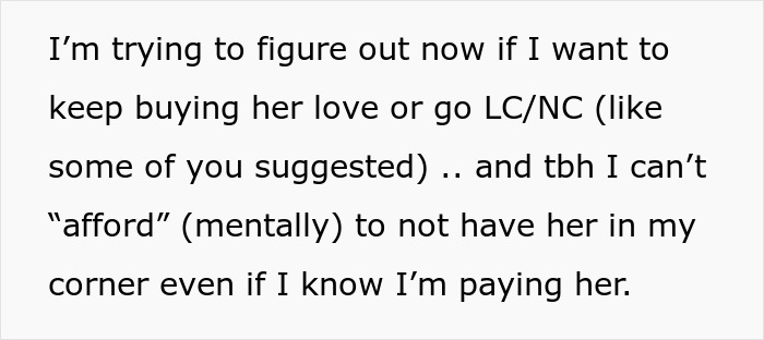 Mom Expects Daughter To Pay For Her Plastic Surgery, Tries Gaslighting Her After Being Told 'No'