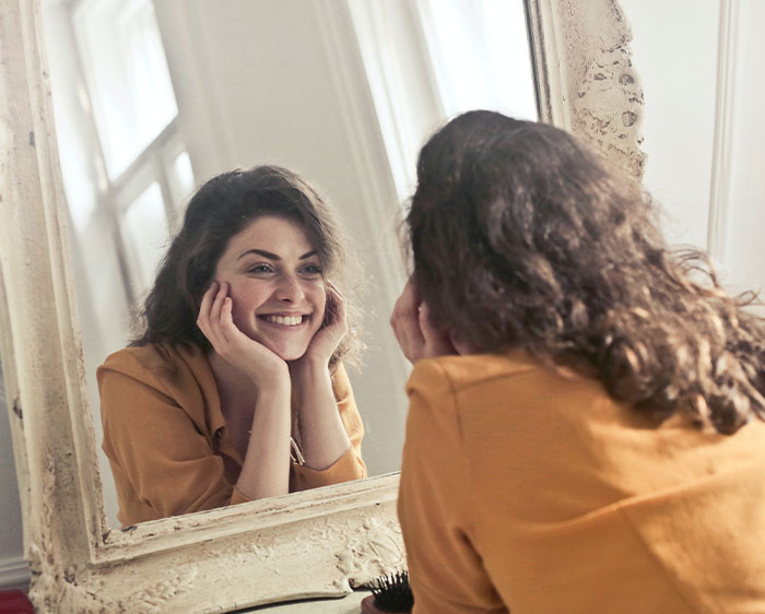 40 Of The Biggest ‘Lies’ Told In Human History That People No Longer Are Buying