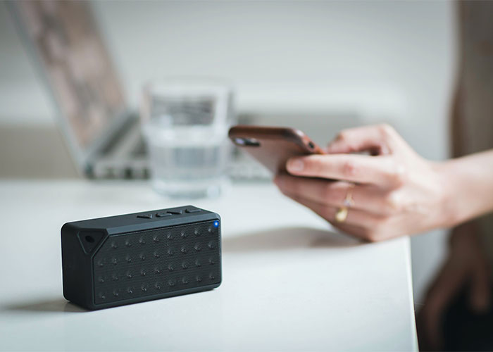 "What's The Most Bizarre 'House Rule' You've Encountered At Someone Else's Home?" (40 Answers)