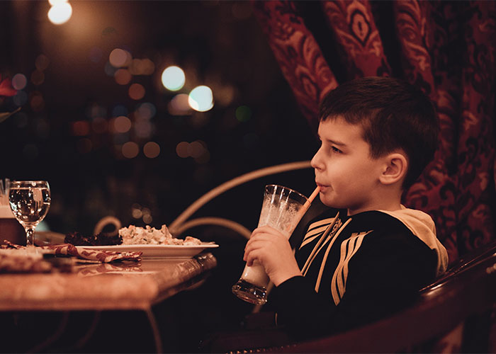 "What's The Most Bizarre 'House Rule' You've Encountered At Someone Else's Home?" (40 Answers)