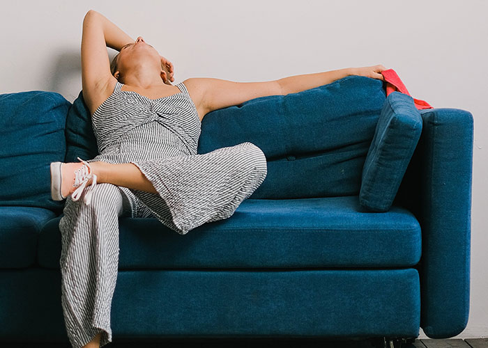 "¿Cuáles son las 'normas de la casa' más extrañas que te has encontrado al visitar a alguien?" (20 Respuestas)