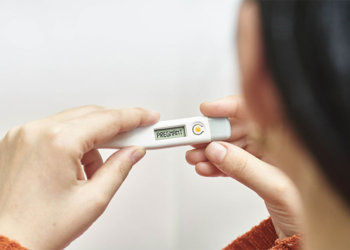 Guy Breaks Up With GF Of 3 Months Because She's Pregnant And He Doesn't Want To Be A Dad