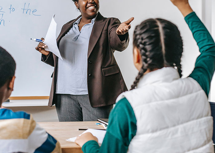 “Never Saw Him Again”: 41 Times The Class Clown Took It Too Far And Faced The Consequences