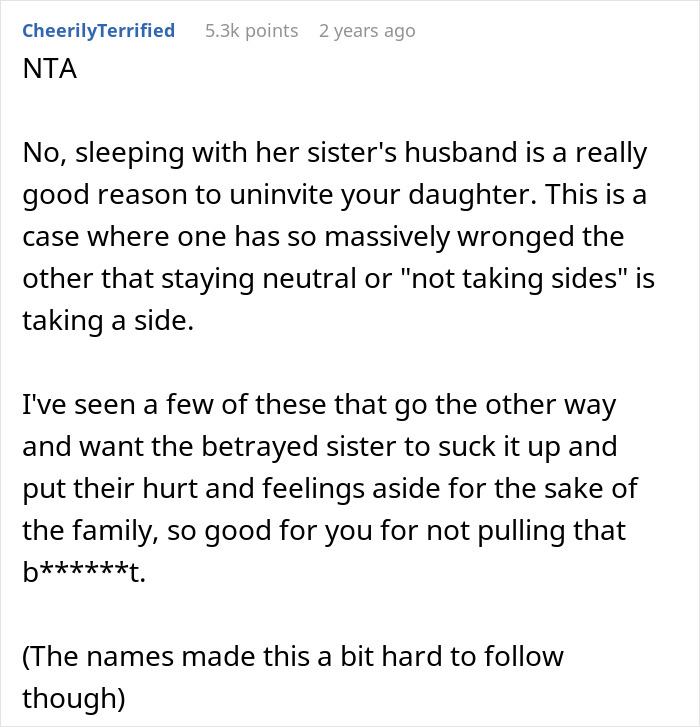 Woman Thinks Mom Is Wrong For Uninviting Her From Christmas Because Of Dating Sister&rsquo;s Husband