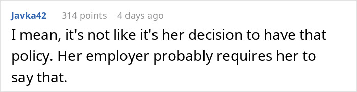 &ldquo;It&rsquo;s Cheaper To Pay With Cash&rdquo;: Customer Makes Cashier Regret Pushing Their Policy On Them