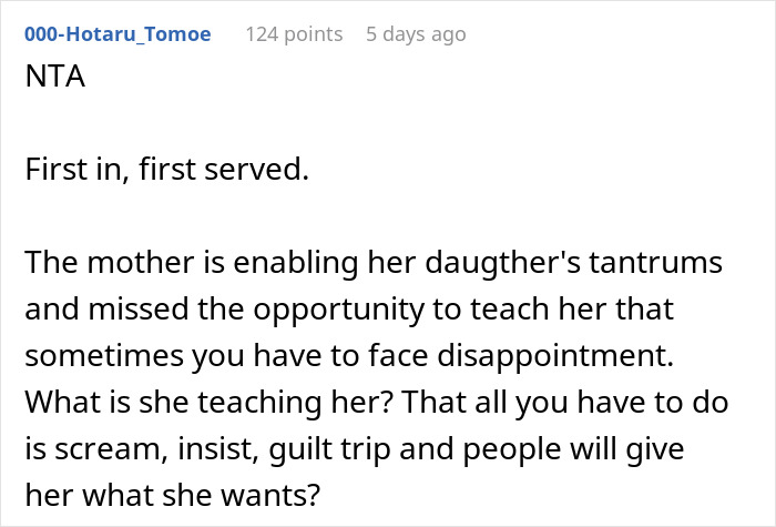 Man Buys A Bakery's Last Cake For His Pregnant Wife, Kid Throws A Tantrum Because She Wanted It Man Buys A Bakery's Last Cake For His Pregnant Wife, Kid Throws A Tantrum Because She Wanted It