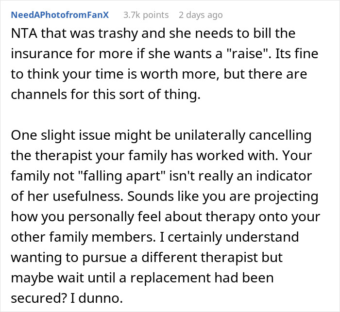 Family Therapist Starts Asking For $20 Tips, Leaves A Bad Taste In Her Client's Mouth