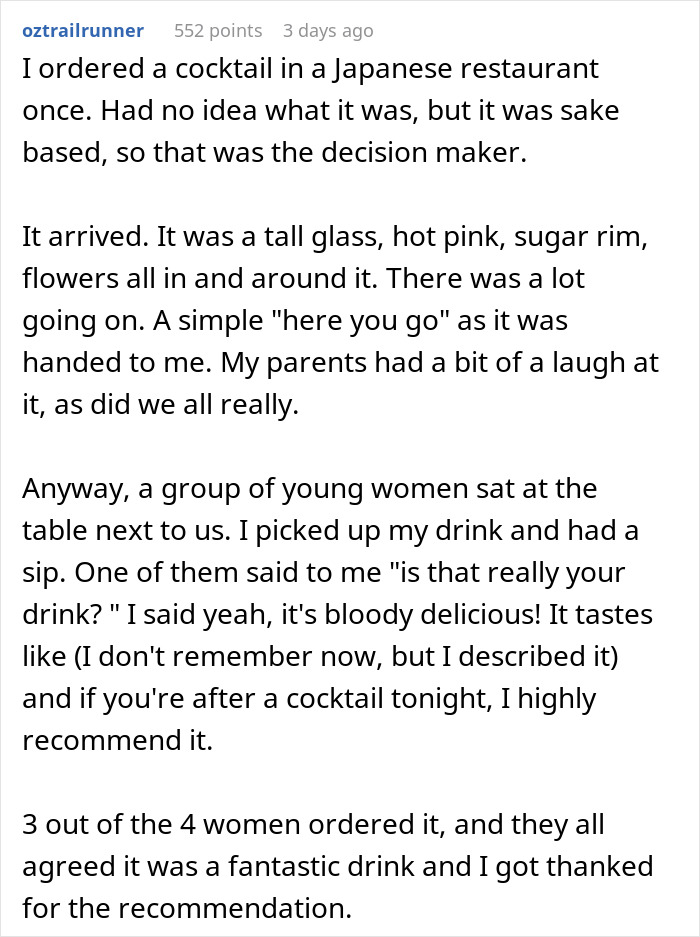 Man Finds A Brilliant Way To Embarrass Server Who Laughed At Him For Ordering A Pina Colada Man Finds A Brilliant Way To Embarrass Server Who Laughed At Him For Ordering A Pina Colada