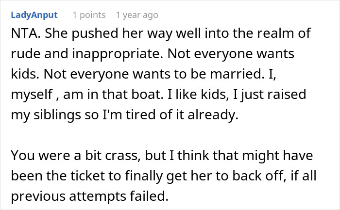 Man Annoyed With Aunt Questioning His Sexuality Gives A Raunchy Reply, Making Her Leave Family Dinner Man Annoyed With Aunt Questioning His Sexuality Gives A Raunchy Reply, Making Her Leave Family Dinner