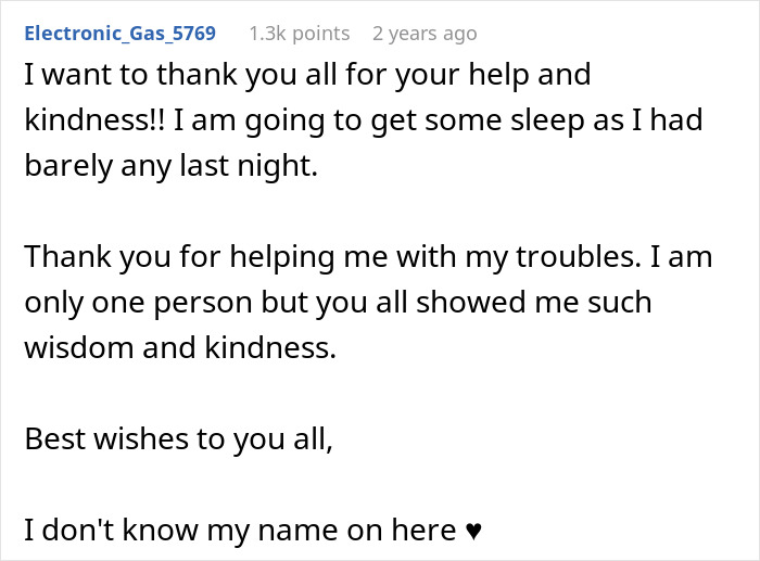 Woman Thinks Mom Is Wrong For Uninviting Her From Christmas Because Of Dating Sister&rsquo;s Husband