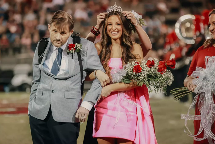 Father Struggling With Cancer Escorts Daughter In Homecoming Ceremony, Leaves Family In Tears