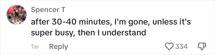 Woman Asks If It&rsquo;s Appropriate To Leave After Not Getting A Bill For 45 Minutes, Netizens Chime In