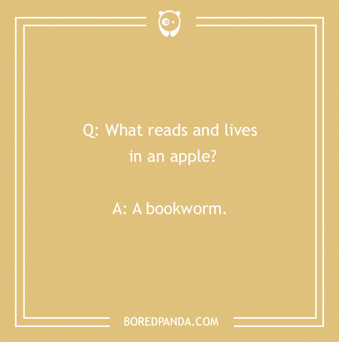 Funny autumn joke on a yellow background: "What reads and lives in an apple? A bookworm."