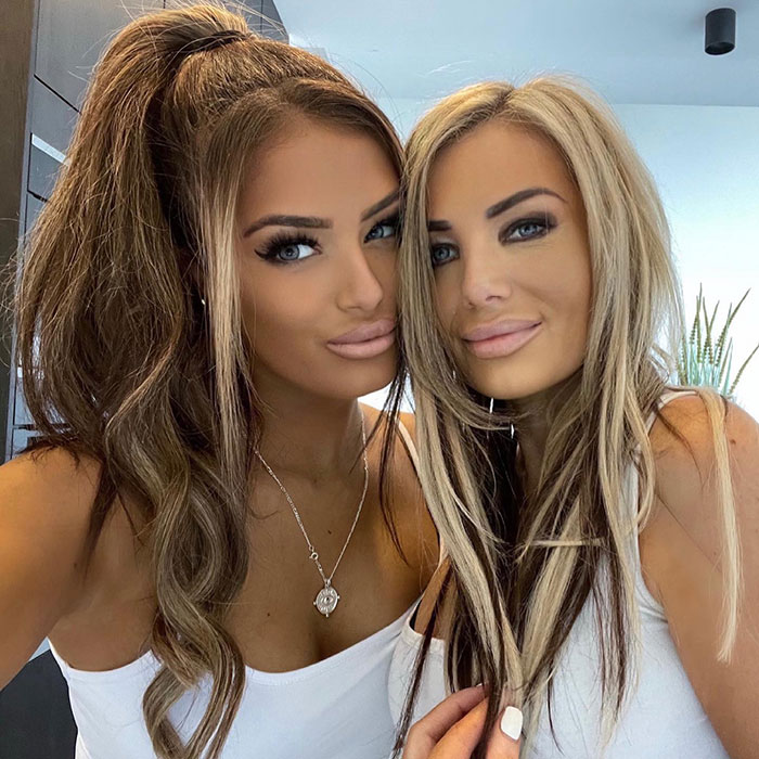 People Can’t Tell This Fitness Grandmother Apart From Her Granddaughter People Can’t Tell This Fitness Grandmother Apart From Her Granddaughter